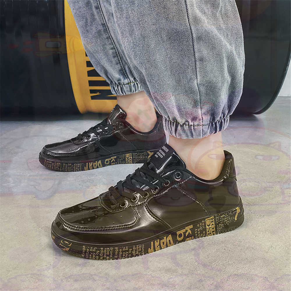 Round Foot Size 45 Sneakers Wh - Travel Accessories Vietnam review and price